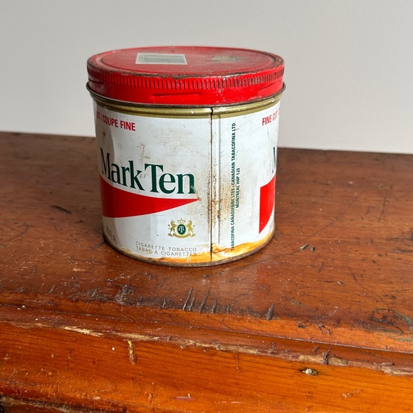 Old Tobacco metal cane - Picture 2 of 2